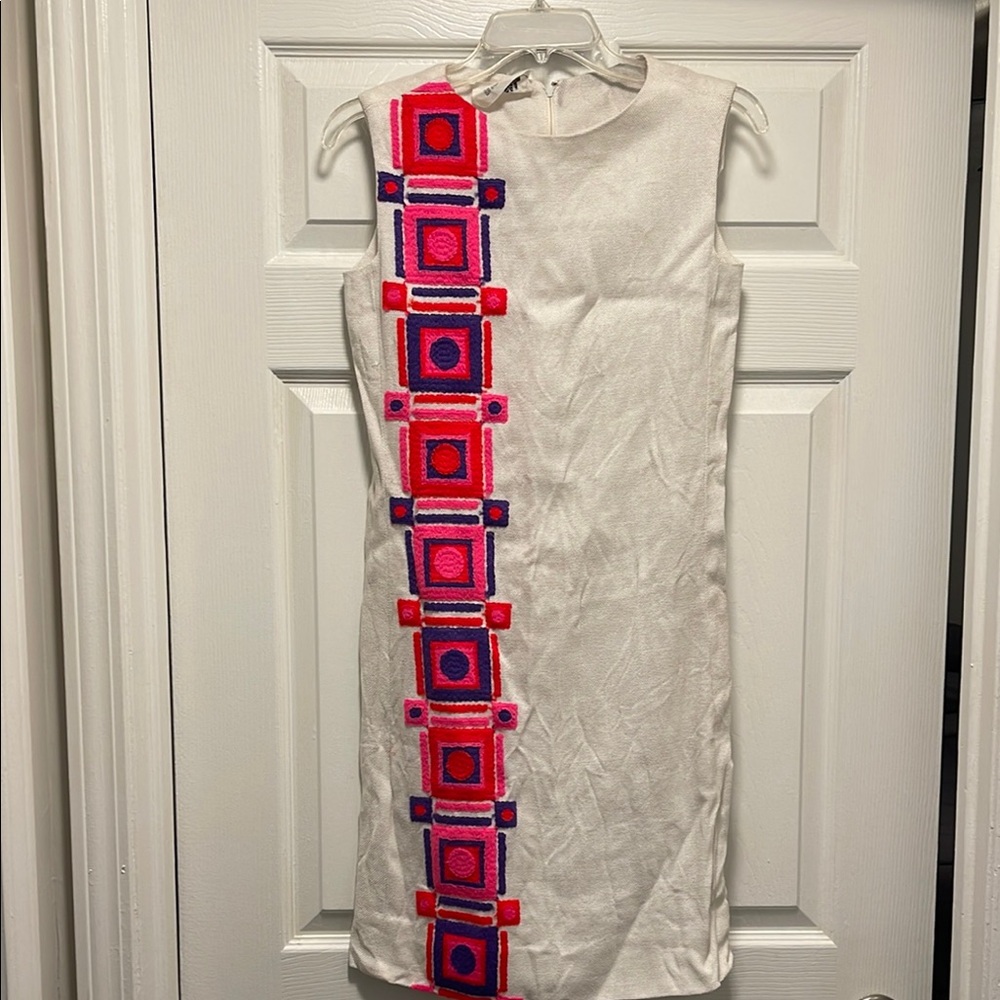 Vintage Susan Thomas dress size 10White Dress with Pink purple Geometric Design